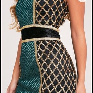 PRETTYLITTLETHING emerald green bodycon dress